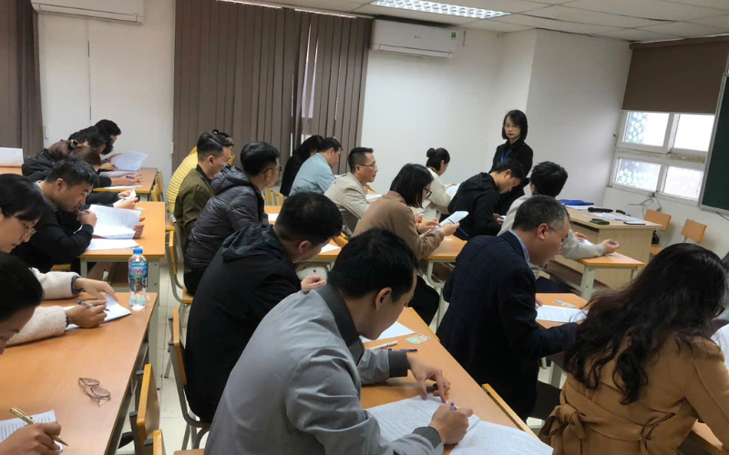 Thông báo mở lớp ôn tiếng Anh VSTEP B1 - B2